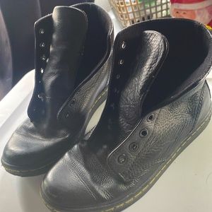 Doc martin shoes size UK 4